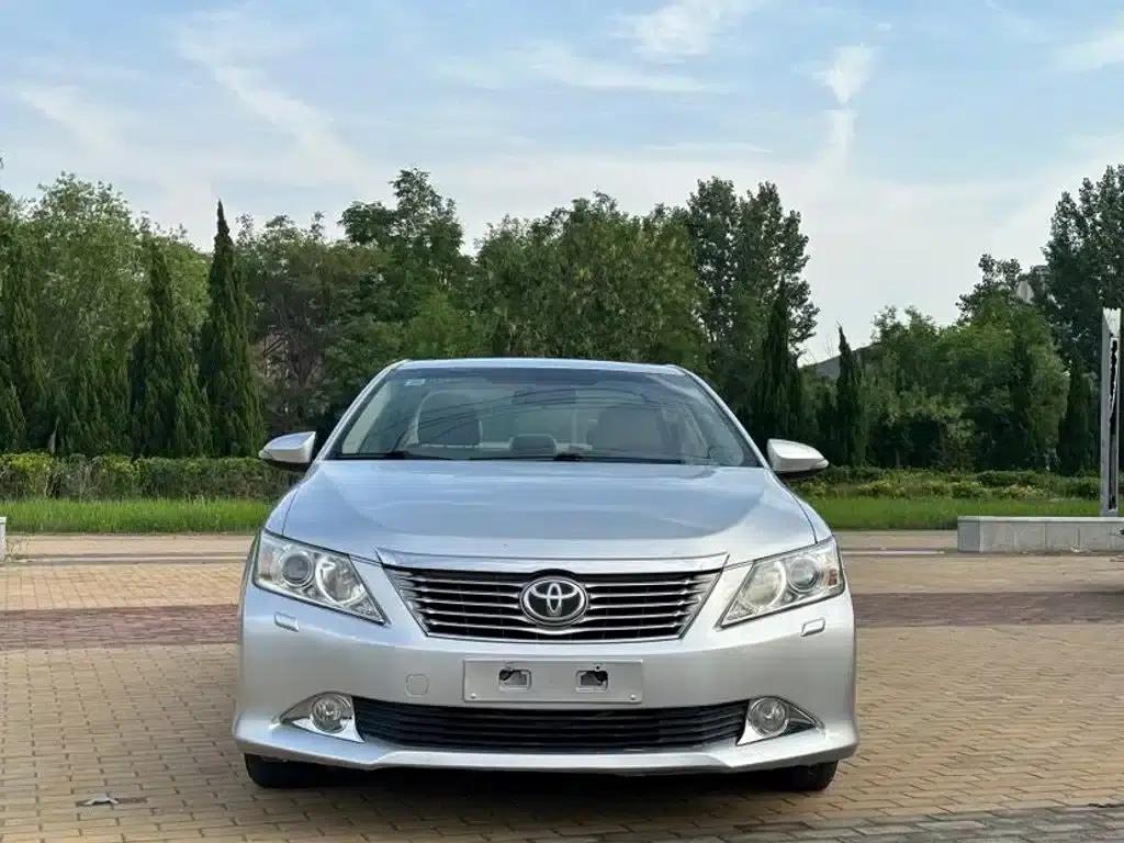 2012 Camry 2.5G Luxury Edition — миниатюра 2