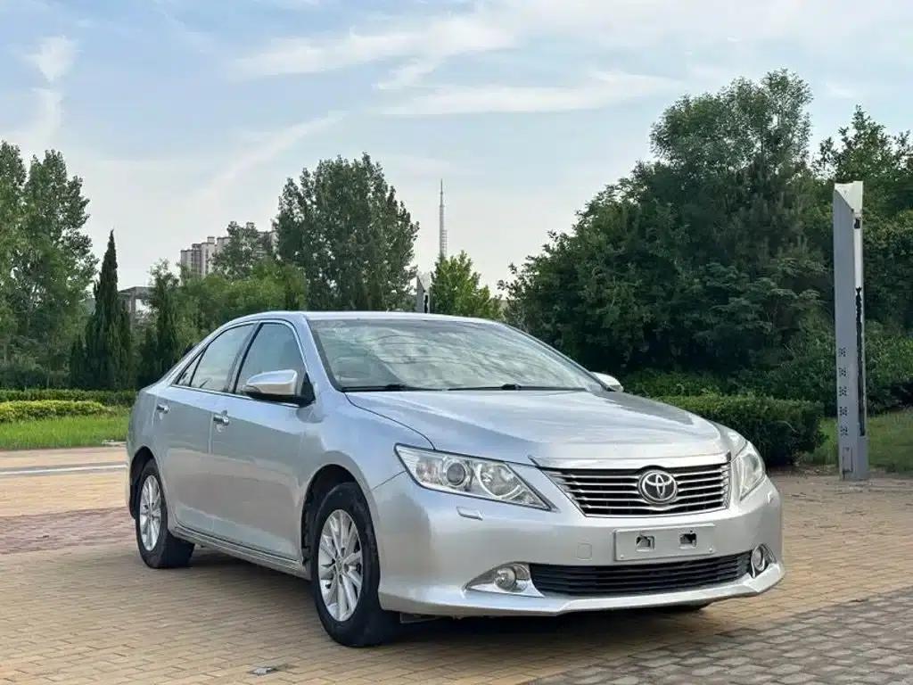 2012 Camry 2.5G Luxury Edition — миниатюра 3