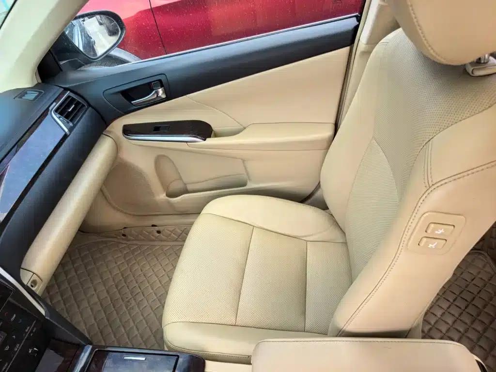 Camry 2015 2.0G Leading Edition — миниатюра 12
