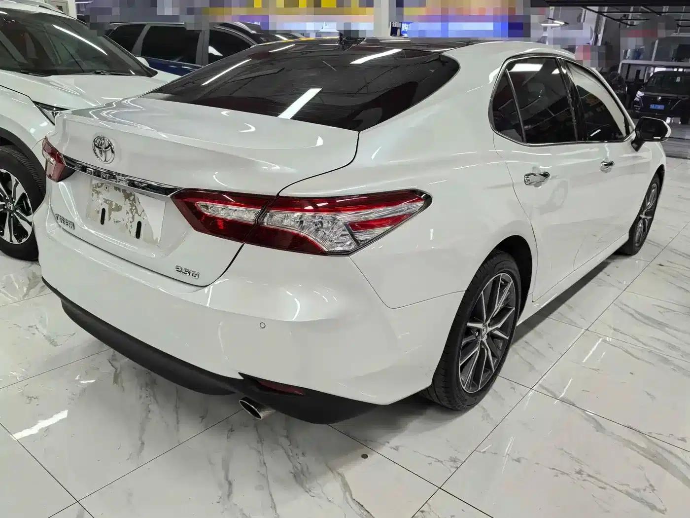 Camry 2021 2.5G Luxury Edition — миниатюра 6
