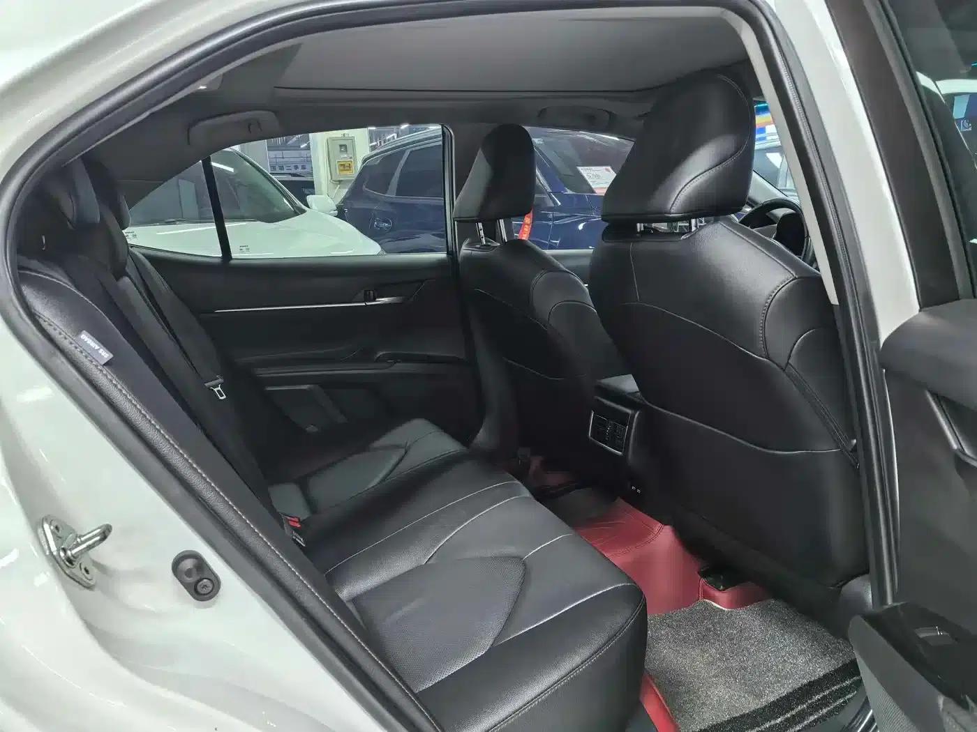 Camry 2021 2.5G Luxury Edition — миниатюра 10
