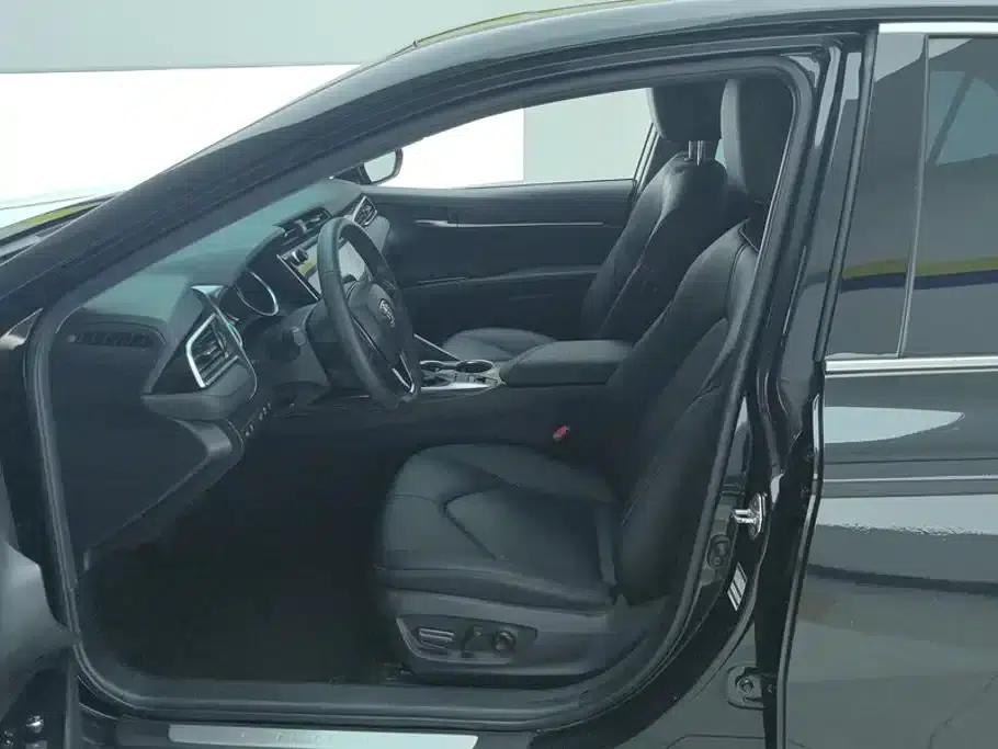 Camry 2019 Facelift 2.0G Luxury Edition — миниатюра 9