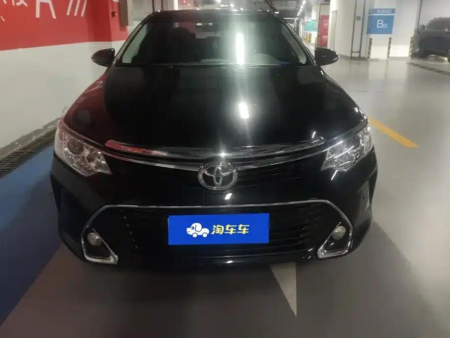 Camry 2016 2.0G 10th Anniversary Leading Edition — миниатюра 2
