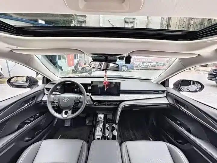 2024 Camry 2.0GVP Luxury Edition — миниатюра 2