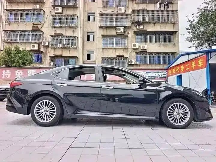 2024 Camry 2.0GVP Luxury Edition — миниатюра 4