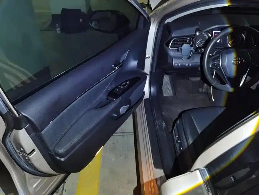Camry 2021 Hybrid 2.5HGVP Leading Edition — миниатюра 7