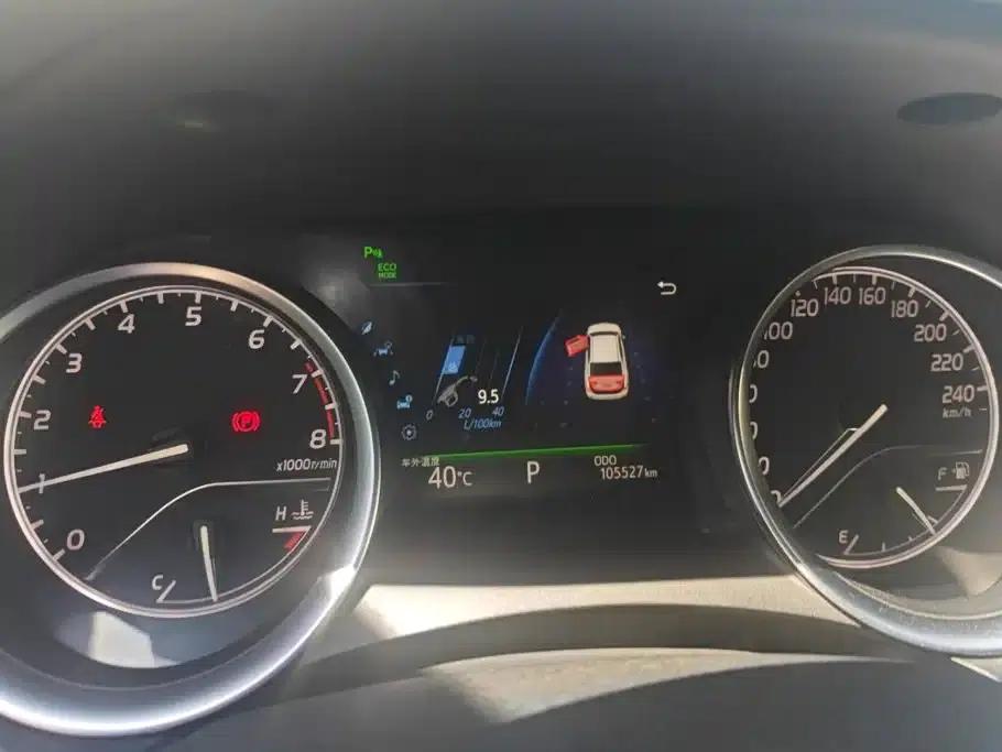 2018 Camry 2.5G Luxury Edition — миниатюра 14