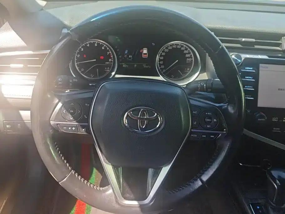 2018 Camry 2.5G Luxury Edition — миниатюра 15
