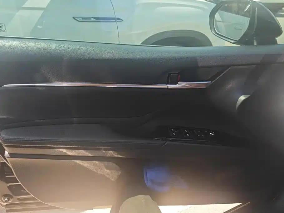 2018 Camry 2.5G Luxury Edition — миниатюра 7