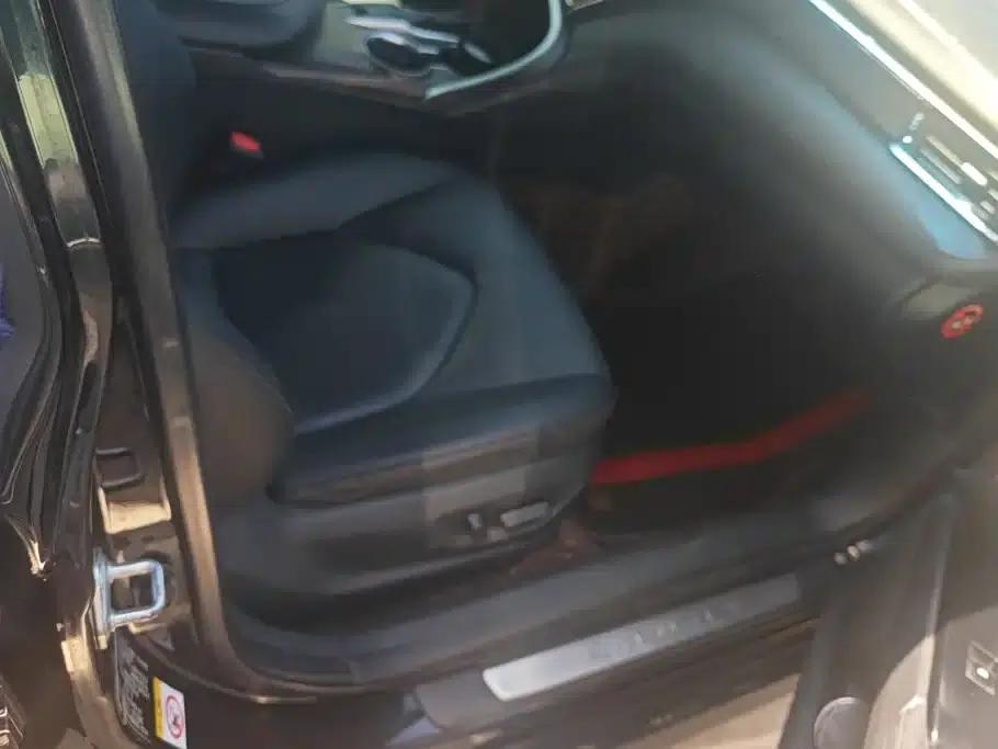2018 Camry 2.5G Luxury Edition — миниатюра 8