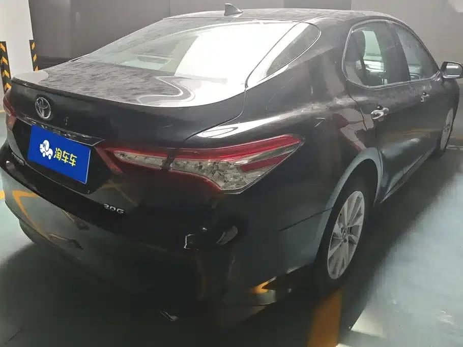 2021 Camry 2.0G Luxury Edition — миниатюра 3