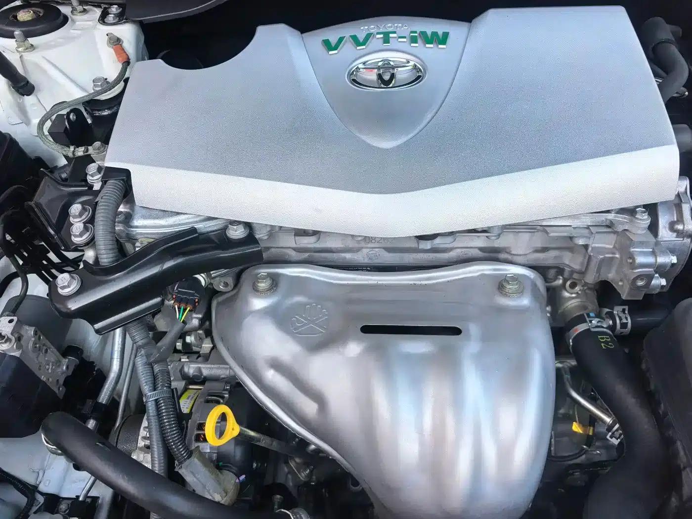 Camry 2015 2.0G Leading Edition — миниатюра 17