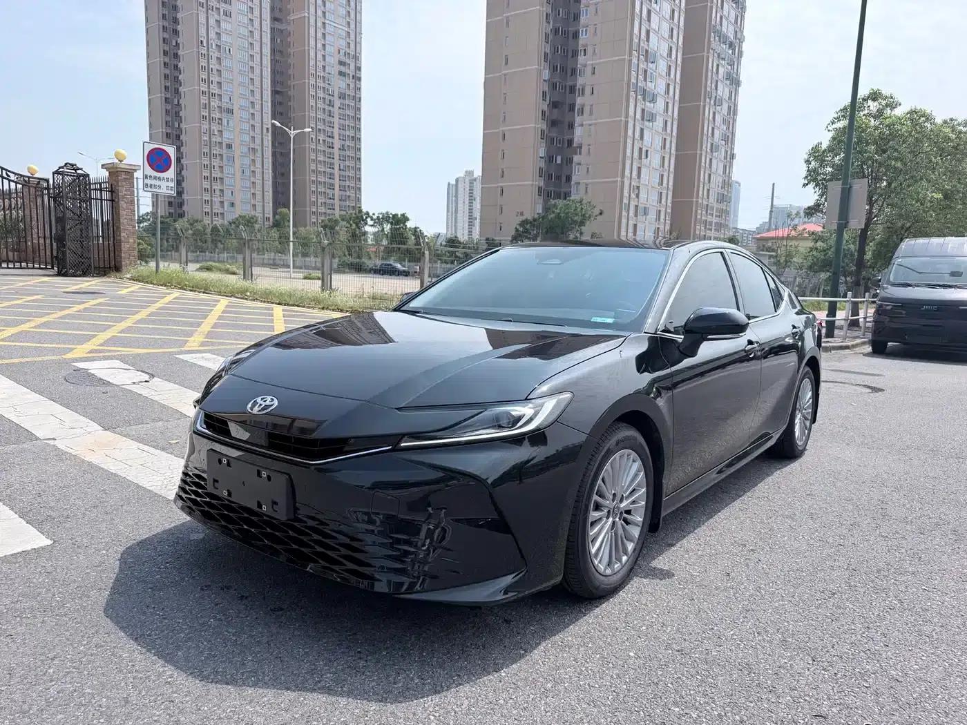 Camry 2026 2.0E Elite Edition — миниатюра 1