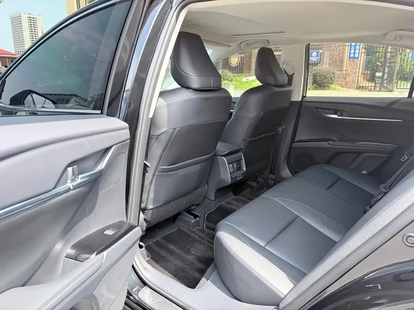 Camry 2026 2.0E Elite Edition — миниатюра 7