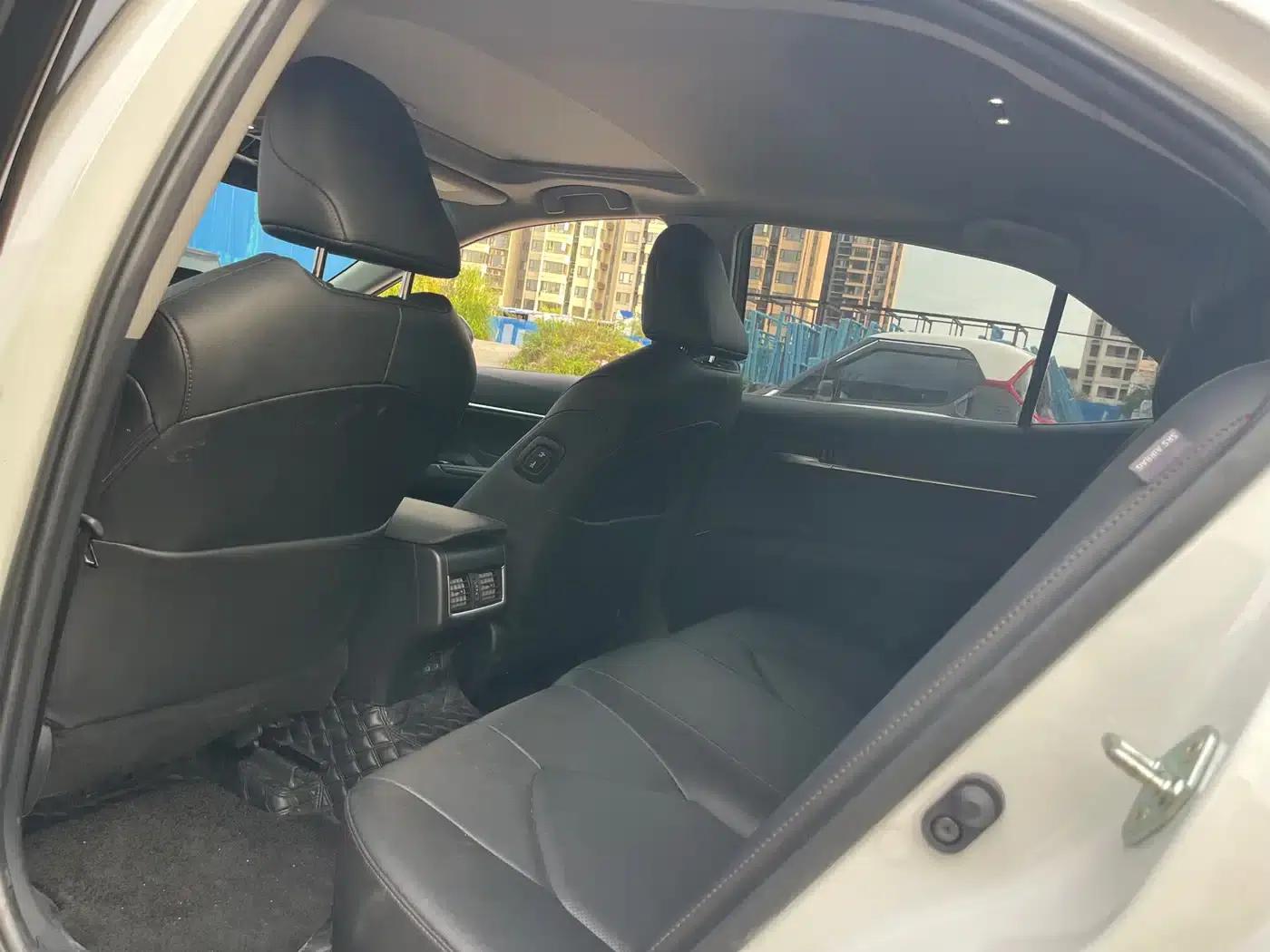 2023 Camry 2.0G Luxury Edition — миниатюра 7