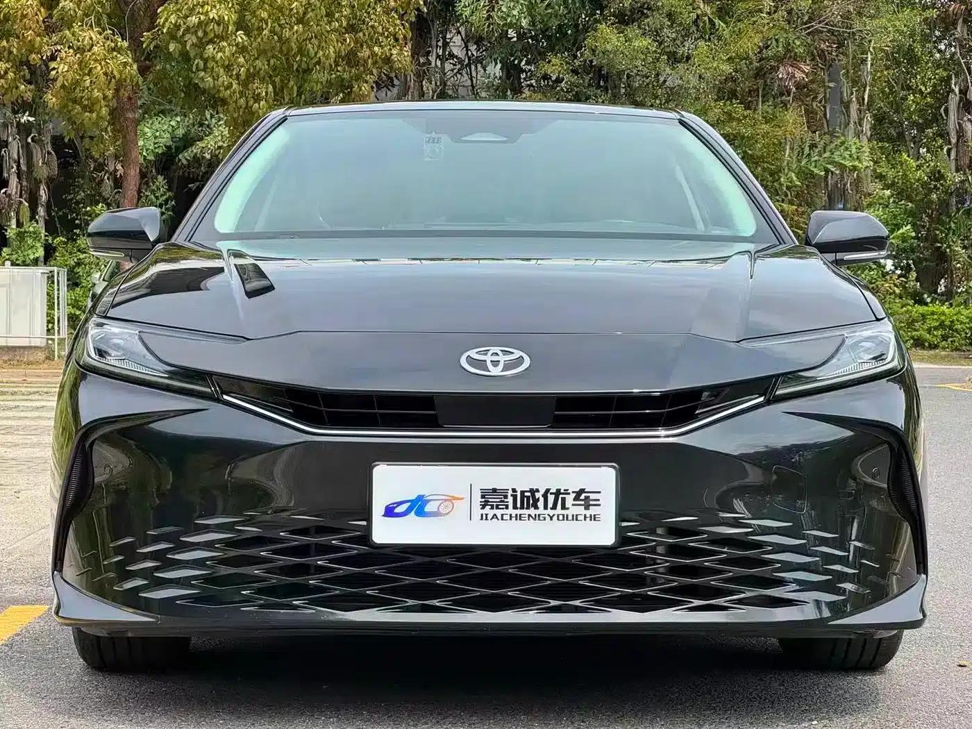 2024 Camry 2.0GVP Luxury Edition — миниатюра 2