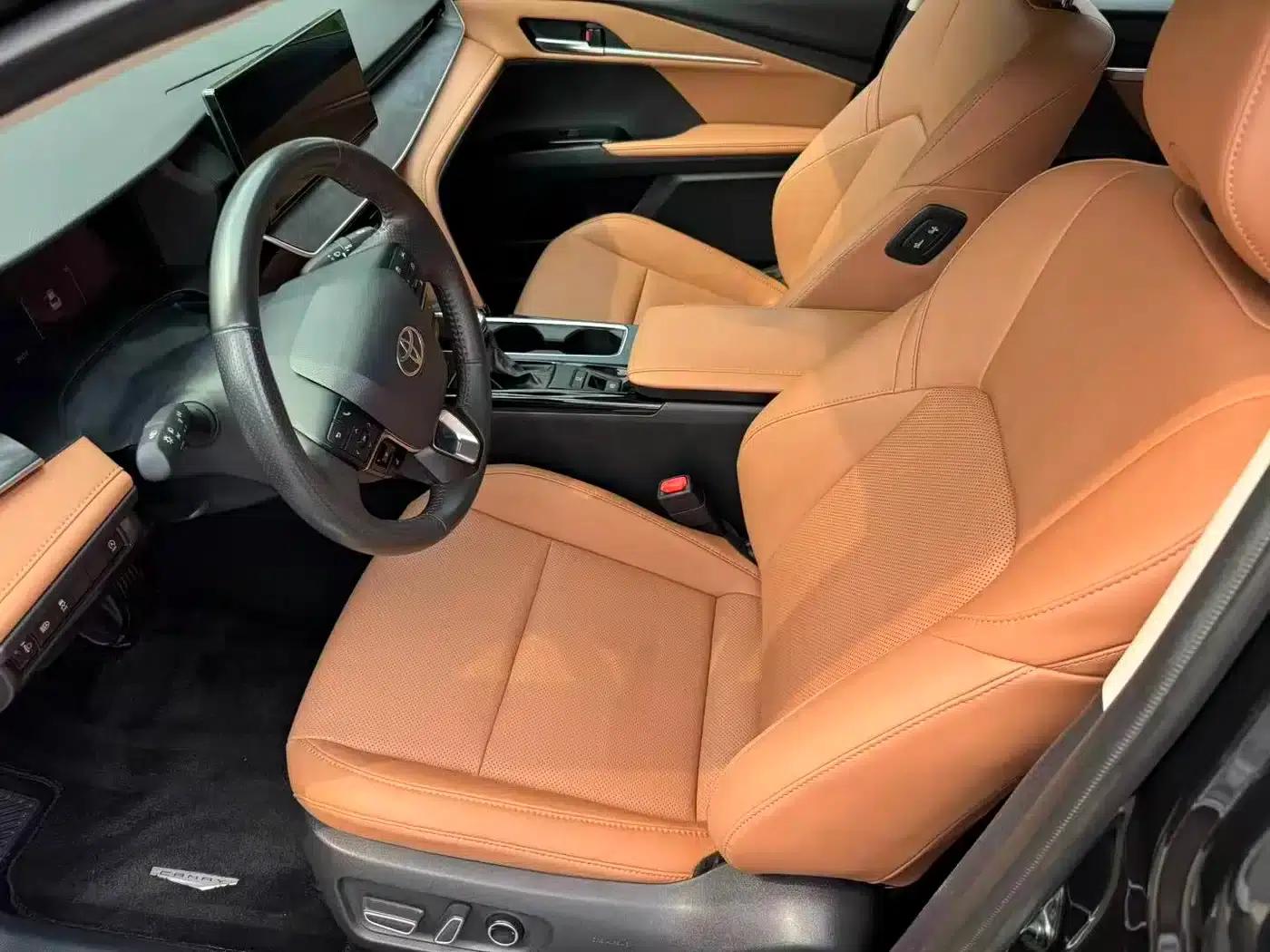 2024 Camry 2.0GVP Luxury Edition — миниатюра 11