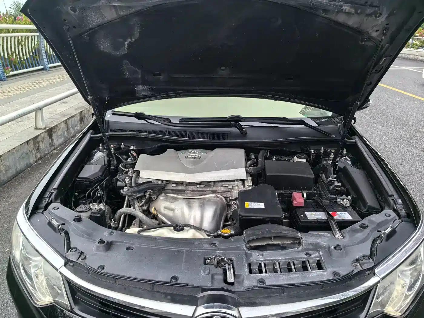 Camry 2016 2.0G 10th Anniversary Leading Edition — миниатюра 17