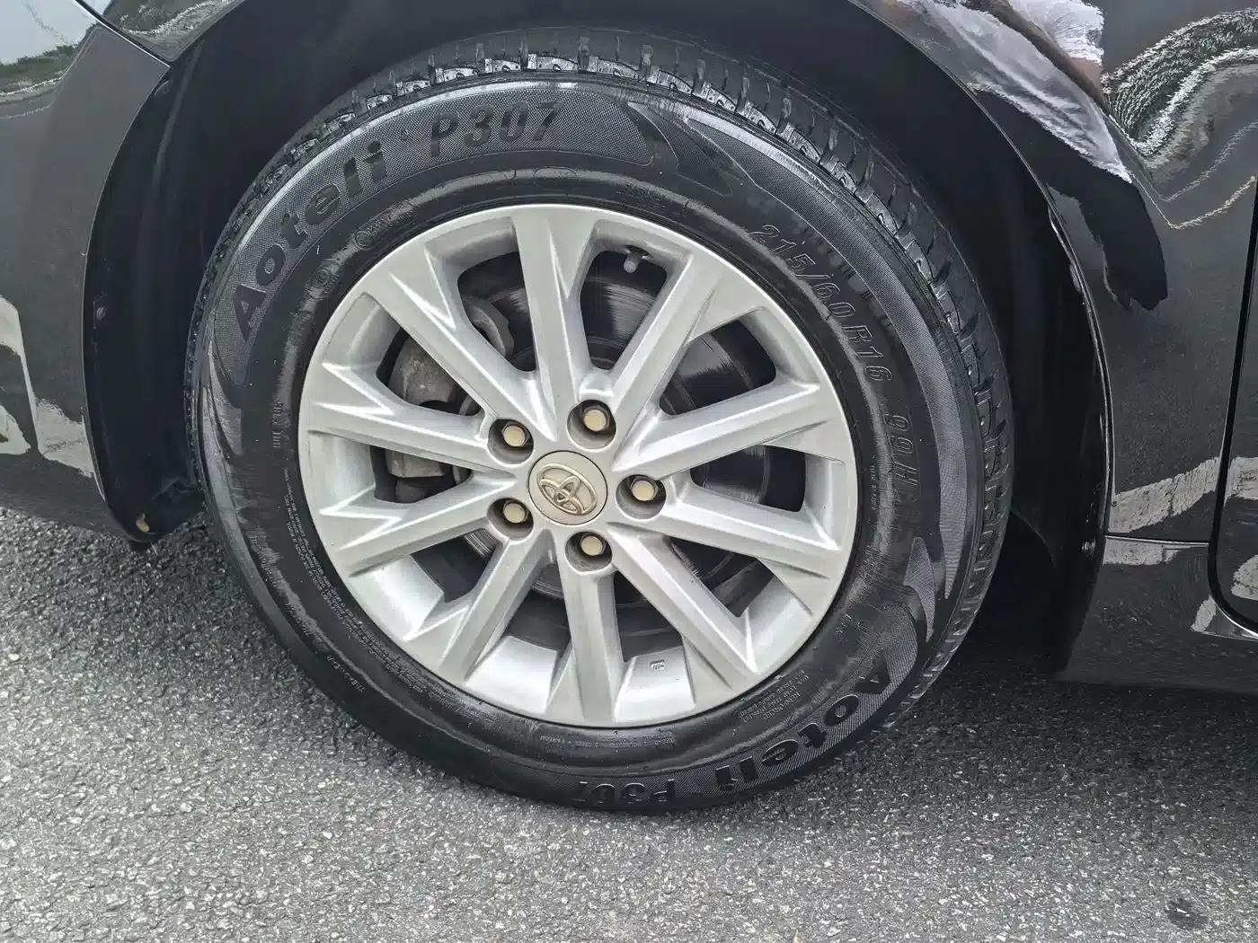 Camry 2016 2.0G 10th Anniversary Leading Edition — миниатюра 7