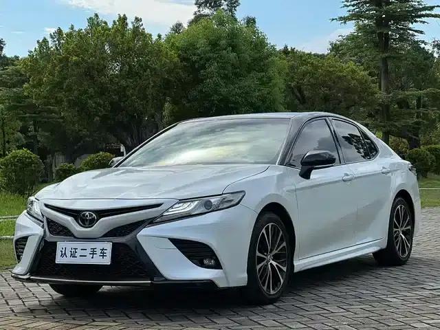 Camry 2019 2.5S Sport Edition (National VI Emission Standard)