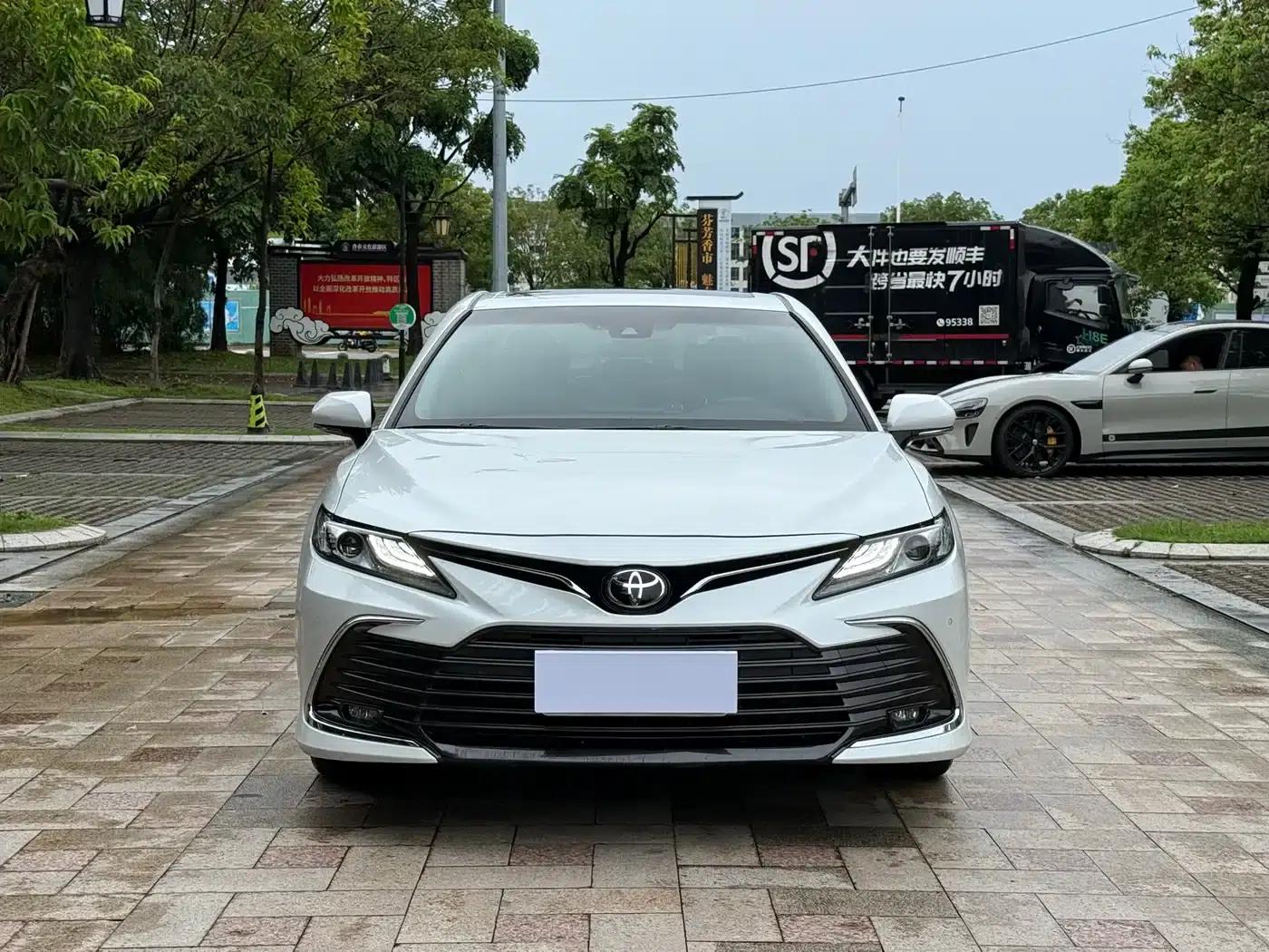 2021 Camry 2.0G Luxury Edition — миниатюра 2