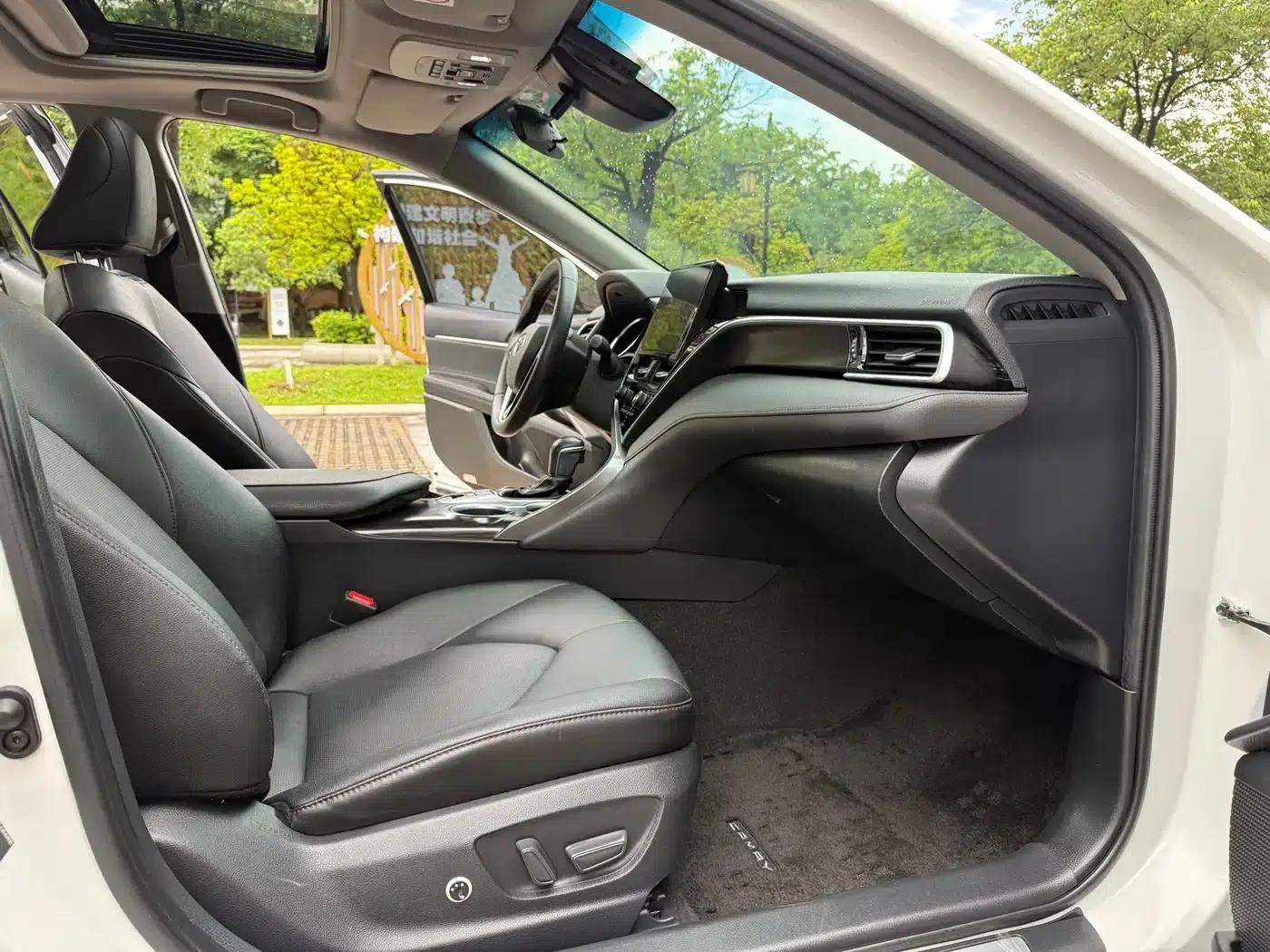2021 Camry 2.0G Luxury Edition — миниатюра 11
