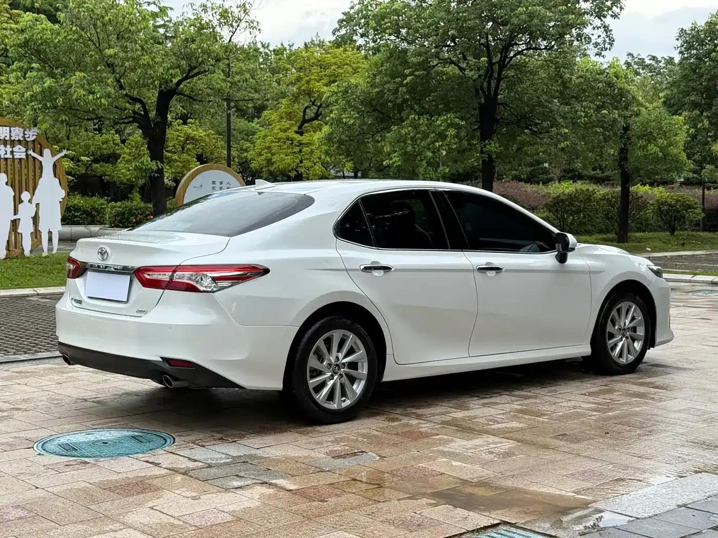 2021 Camry 2.0G Luxury Edition — миниатюра 14