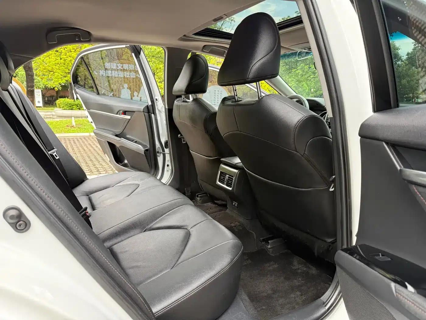 2021 Camry 2.0G Luxury Edition — миниатюра 10