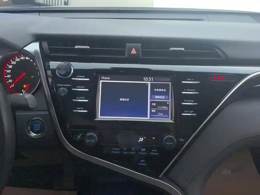 Camry 2018 2.0S Sport Edition — миниатюра 13
