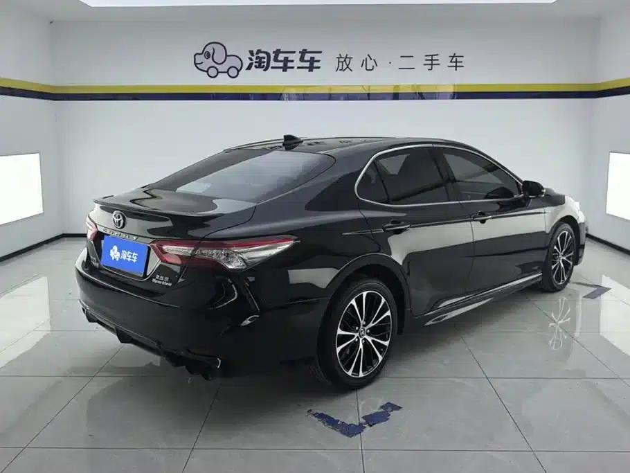 Camry 2018 2.0S Sport Edition — миниатюра 3