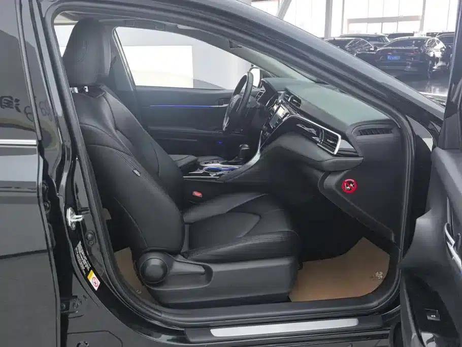 Camry 2018 2.0S Sport Edition — миниатюра 8