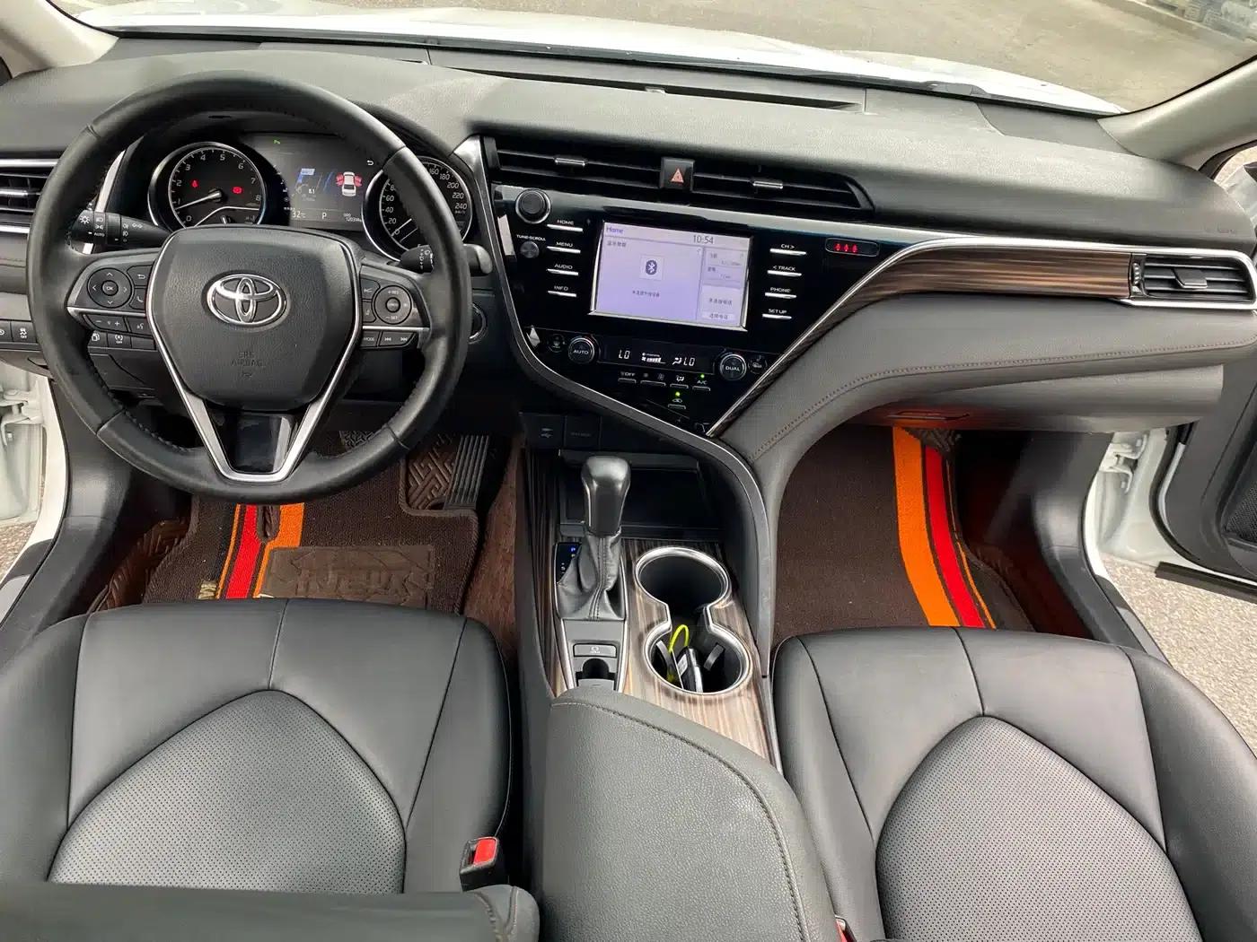 2018 Camry 2.0G Luxury Edition — миниатюра 7