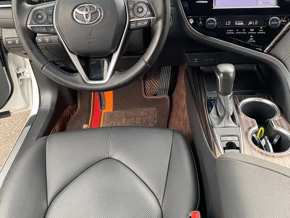 2018 Camry 2.0G Luxury Edition — миниатюра 9