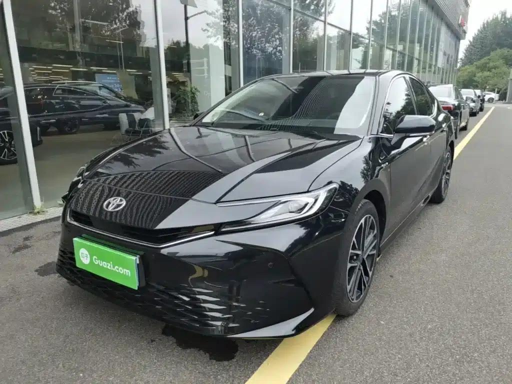 2024 Camry Hybrid 2.5HQ Flagship Edition — миниатюра 2