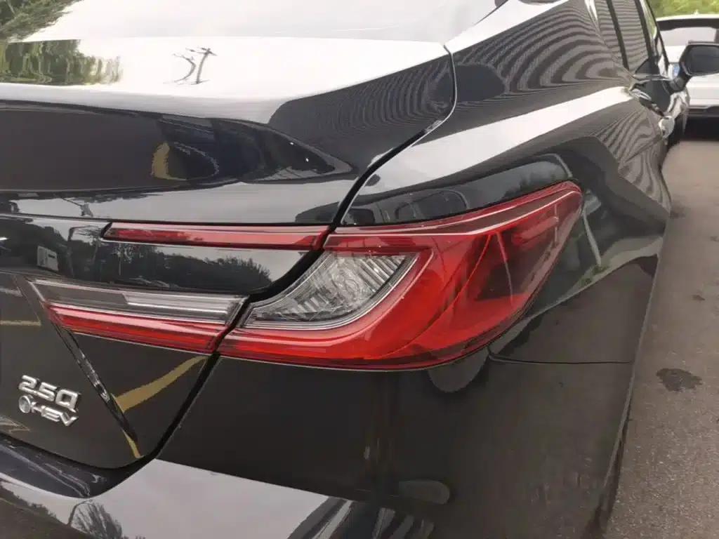 2024 Camry Hybrid 2.5HQ Flagship Edition — миниатюра 8