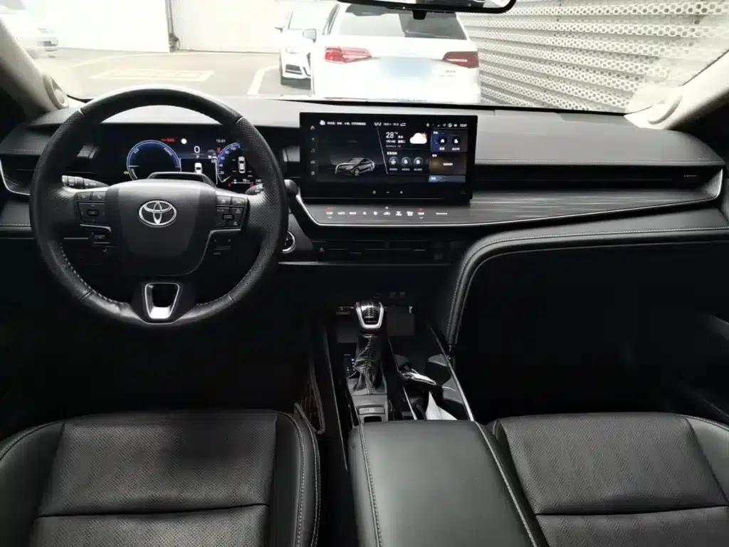 2024 Camry Hybrid 2.5HQ Flagship Edition — миниатюра 10