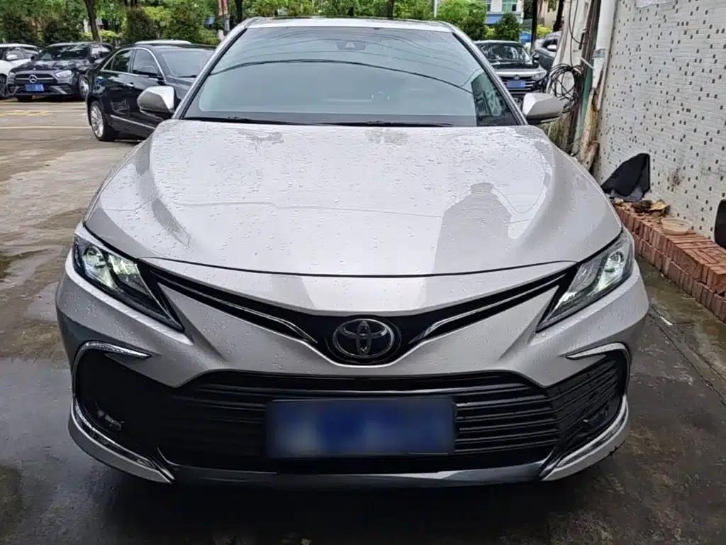 2021 Camry 2.0G Luxury Edition — миниатюра 3