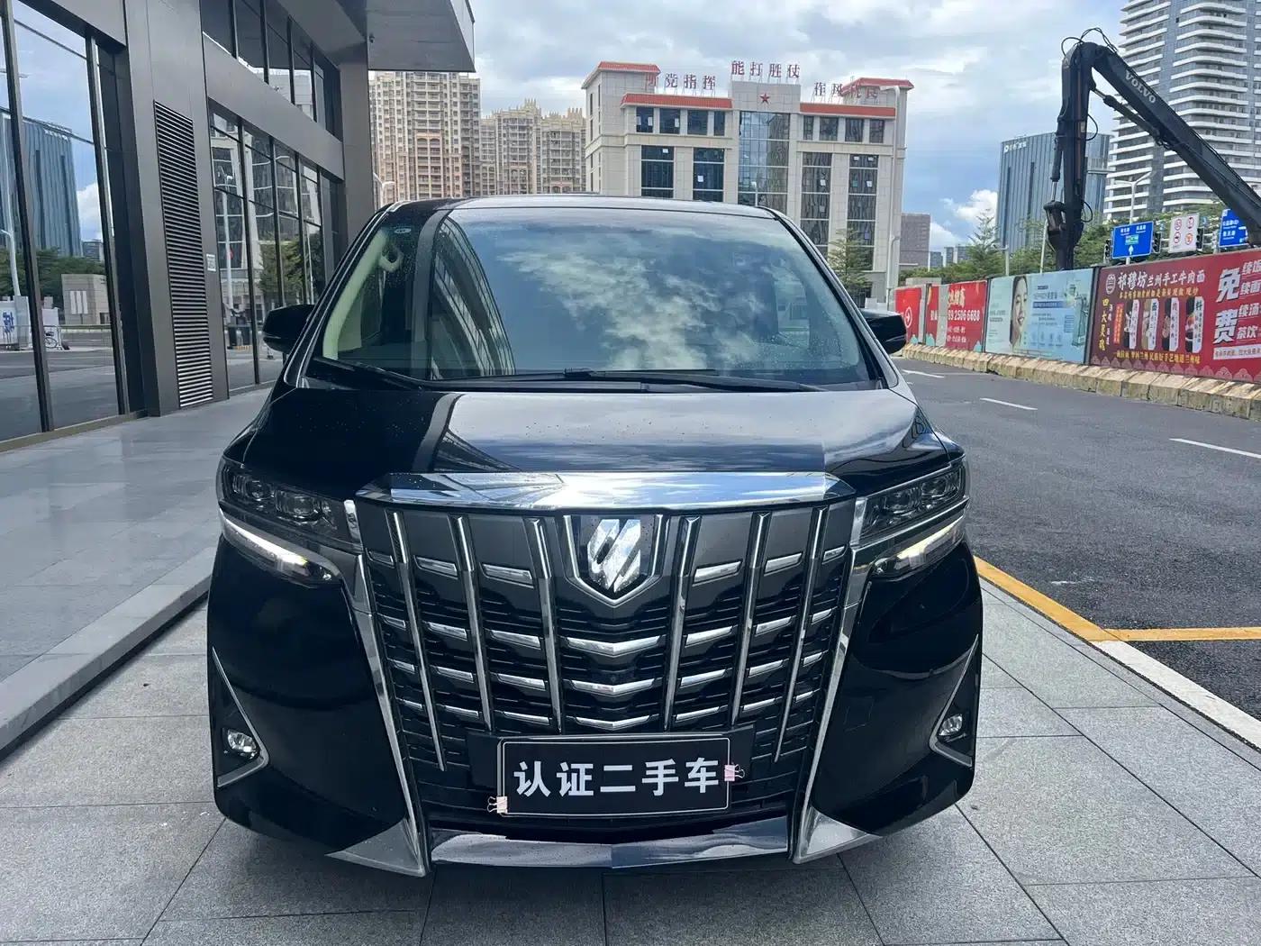 2018 Alphard Facelift 3.5L Luxury Edition — миниатюра 3