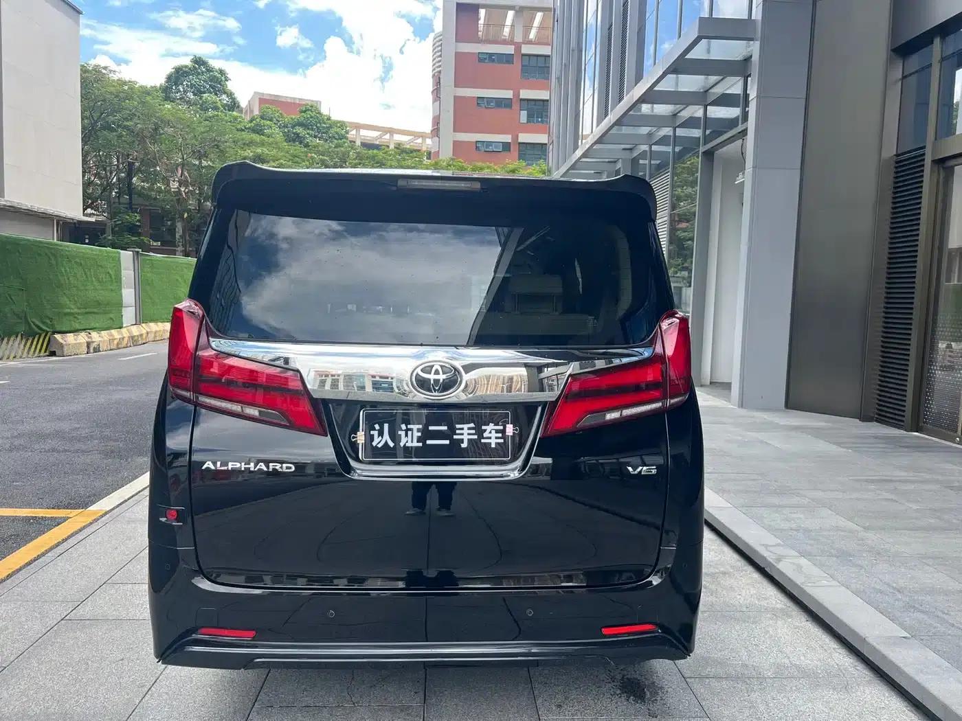 2018 Alphard Facelift 3.5L Luxury Edition — миниатюра 8