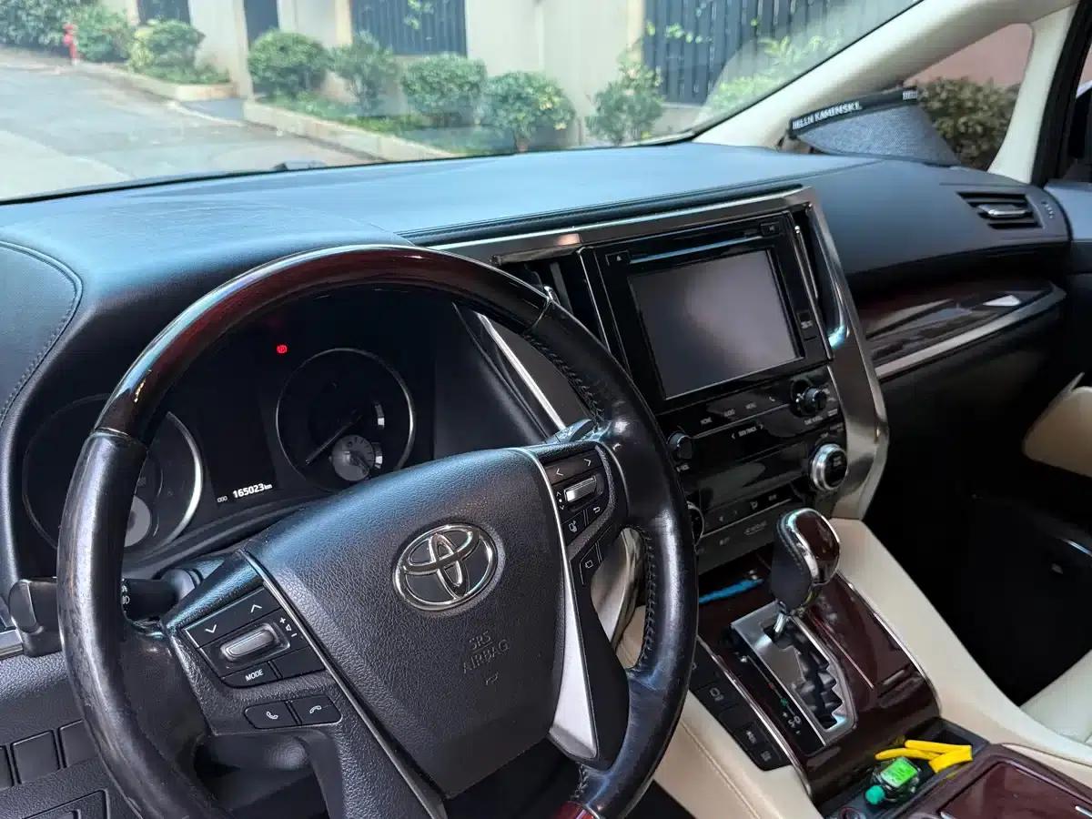 2015 Alphard 3.5L Luxury Edition — миниатюра 11