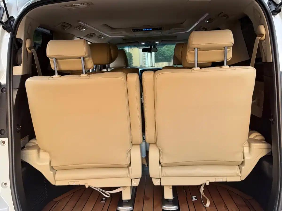 2015 Alphard 3.5L Luxury Edition — миниатюра 14