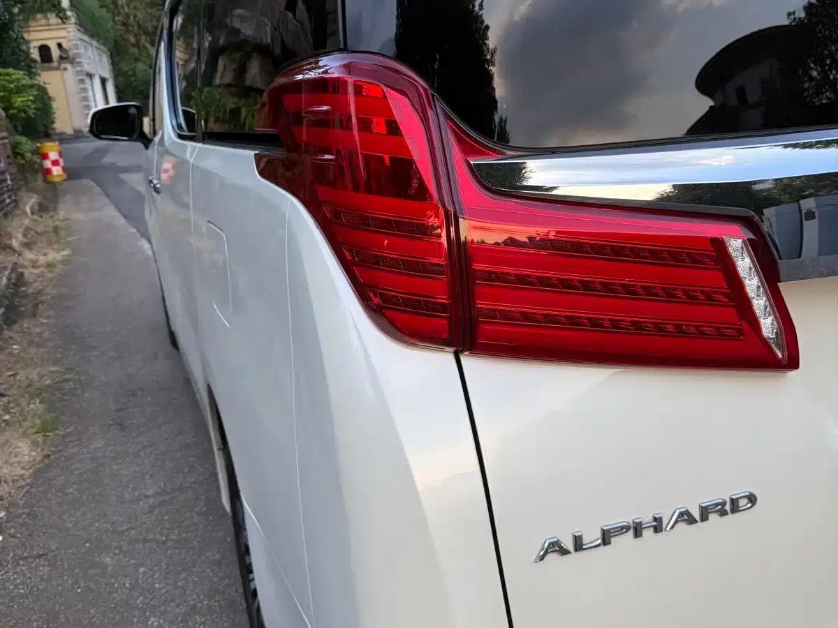 2015 Alphard 3.5L Luxury Edition — миниатюра 7