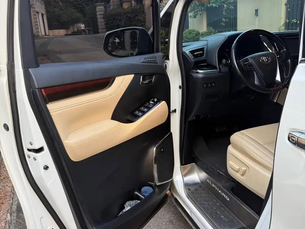 2015 Alphard 3.5L Luxury Edition — миниатюра 8