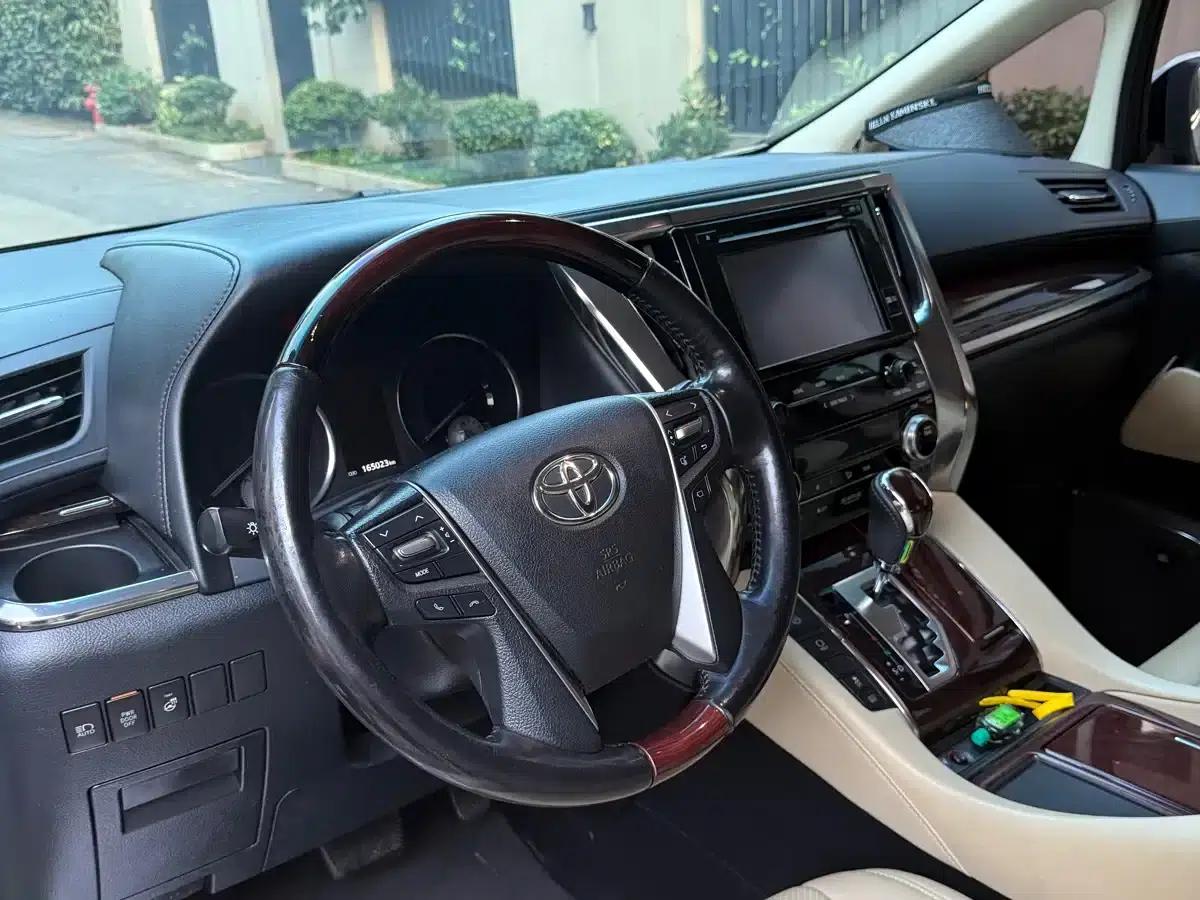2015 Alphard 3.5L Luxury Edition — миниатюра 9