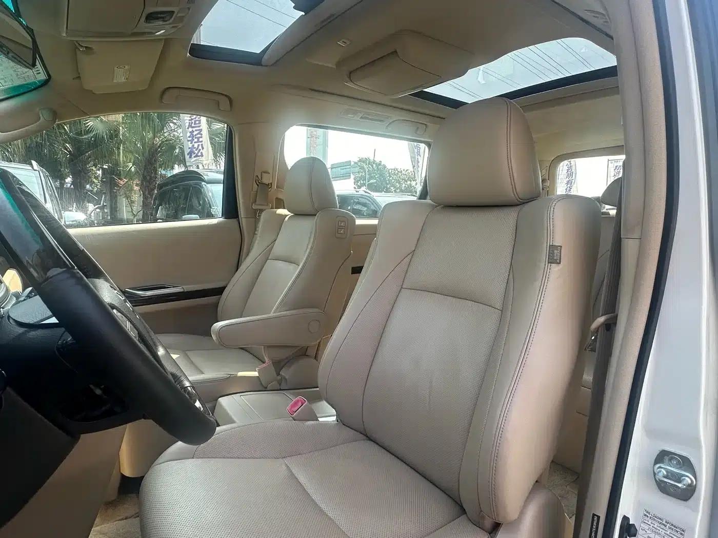 2012 Alphard 3.5L Luxury Edition — миниатюра 11