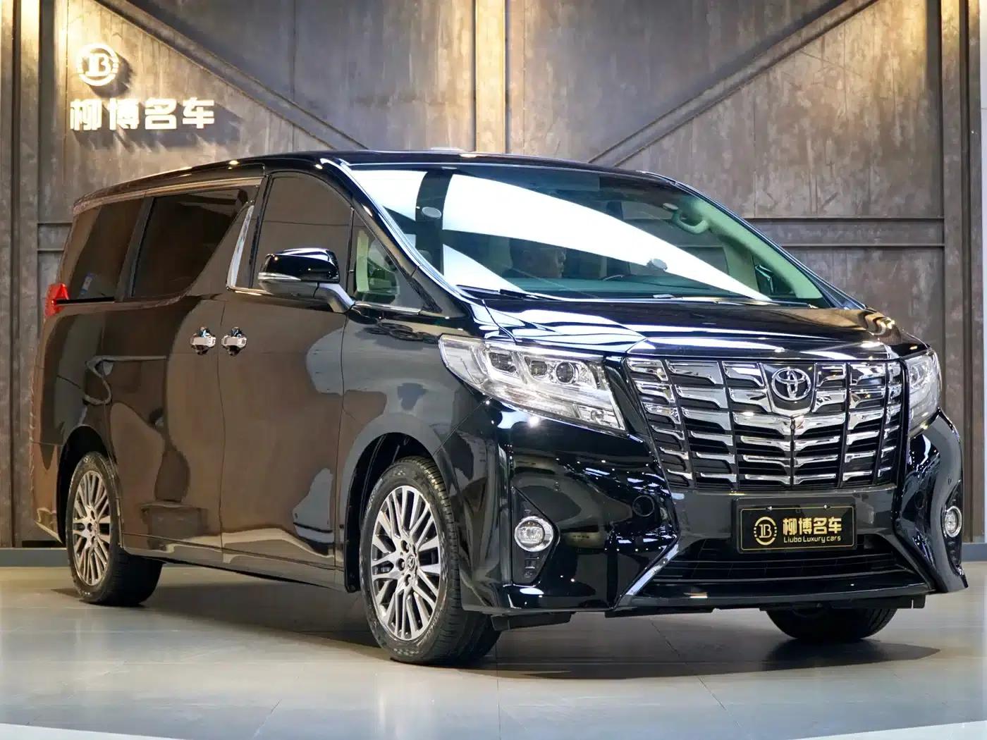 2015 Alphard 3.5L Luxury Edition — миниатюра 26