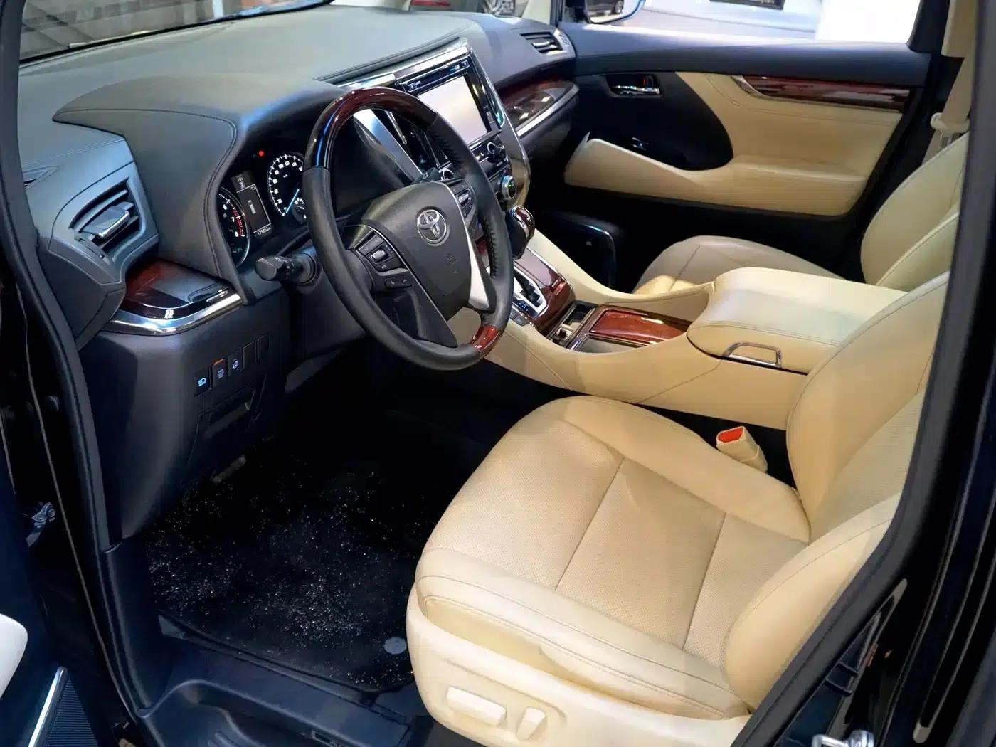 2015 Alphard 3.5L Luxury Edition — миниатюра 7