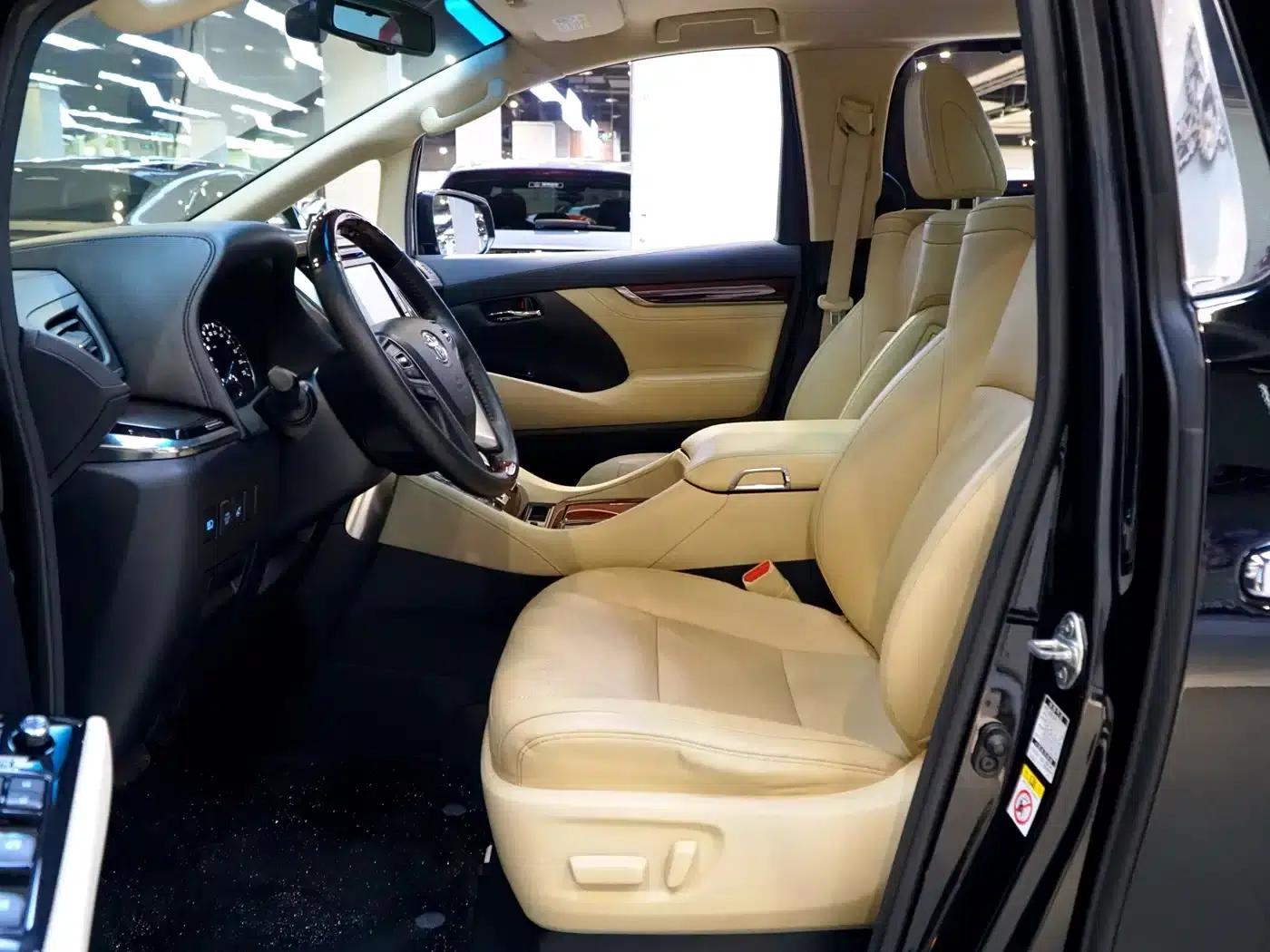 2015 Alphard 3.5L Luxury Edition — миниатюра 8