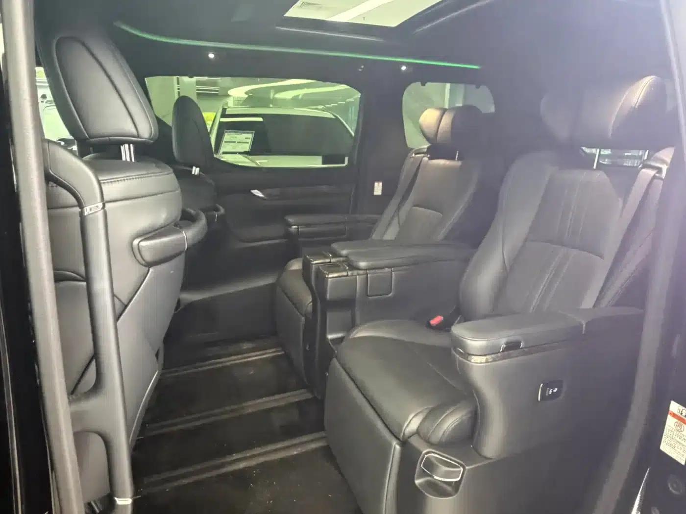 2022 Alphard 3.5L 2WD Executive Top-of-the-line version — миниатюра 9