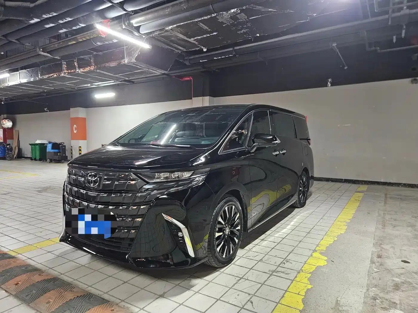 2024 Alphard Hybrid 2.5L Premium Edition — миниатюра 1